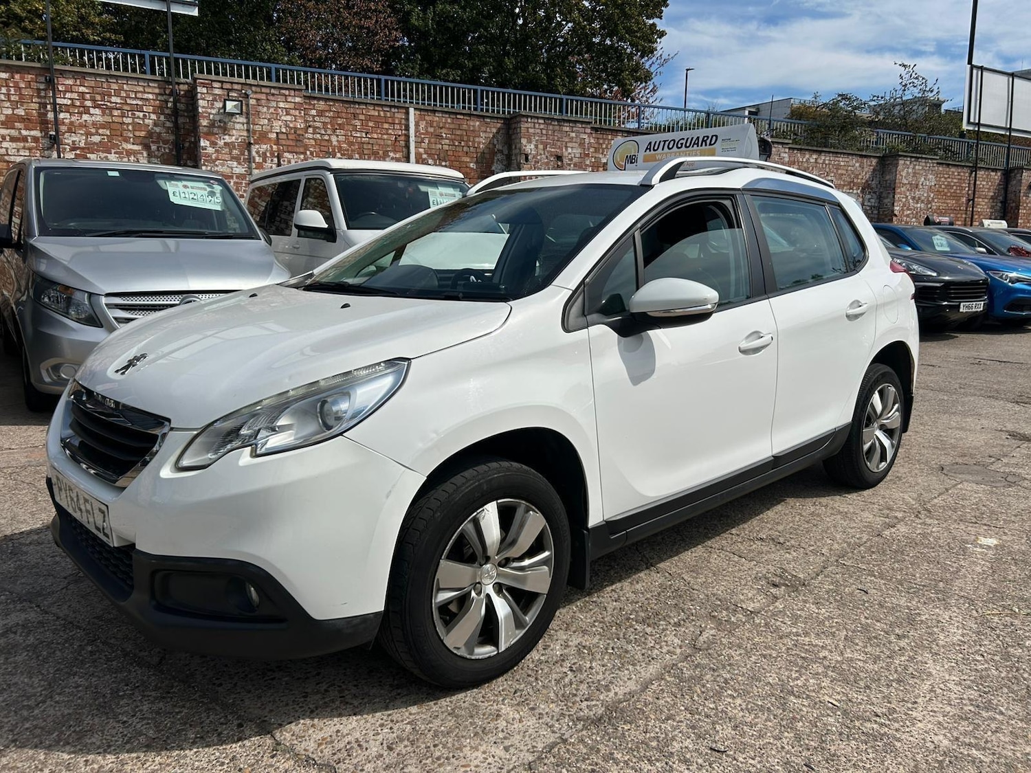 Used Peugeot 2008 for sale - 77538245: Photo 3