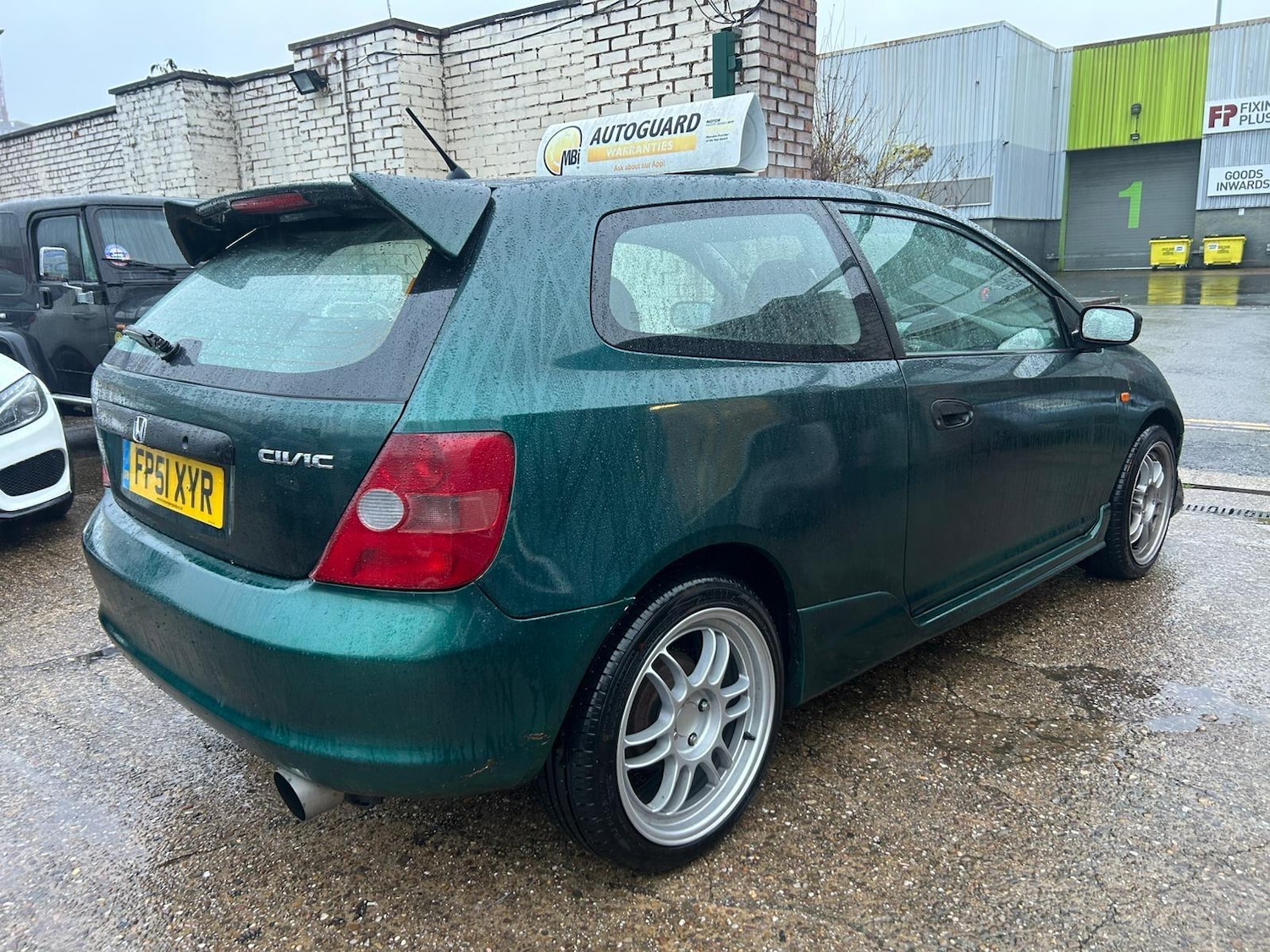 Used Honda Civic 2001 for sale - 76666825: Photo 3