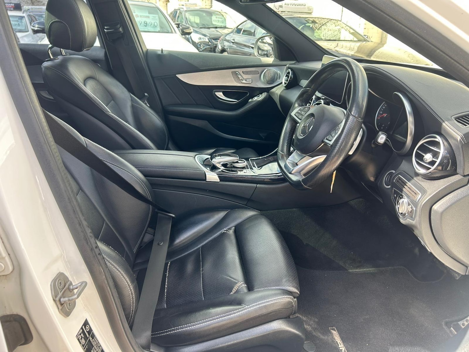 Used Mercedes-Benz C Class 2015 for sale - 75867203: Photo 10