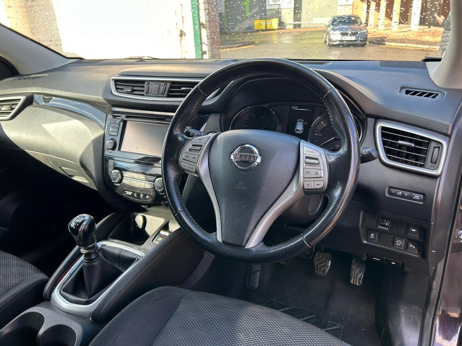 Used Nissan Qashqai 2015 for sale - 76336110: Photo 10