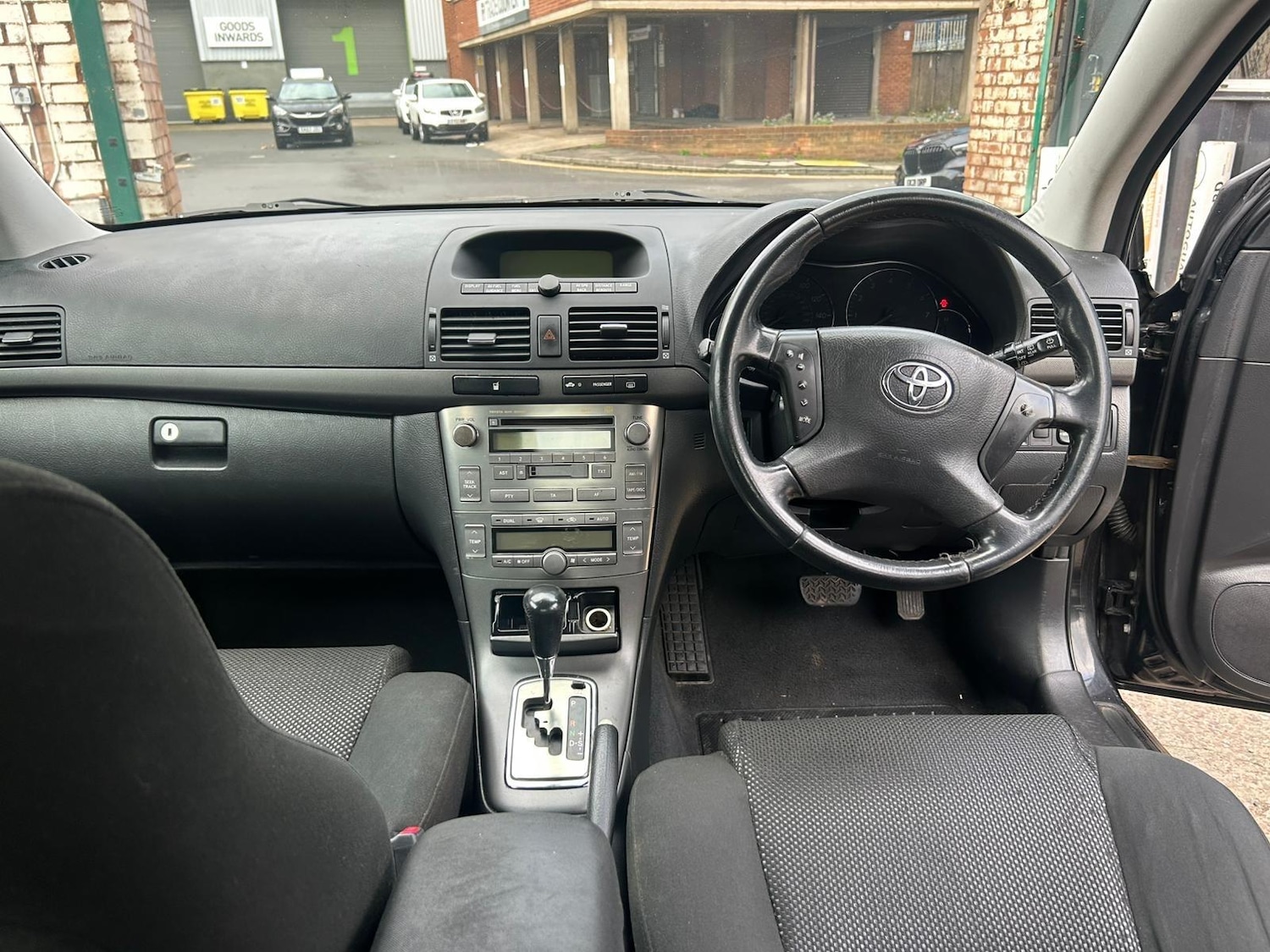 Used Toyota Avensis 2005 for sale - 77020936: Photo 8
