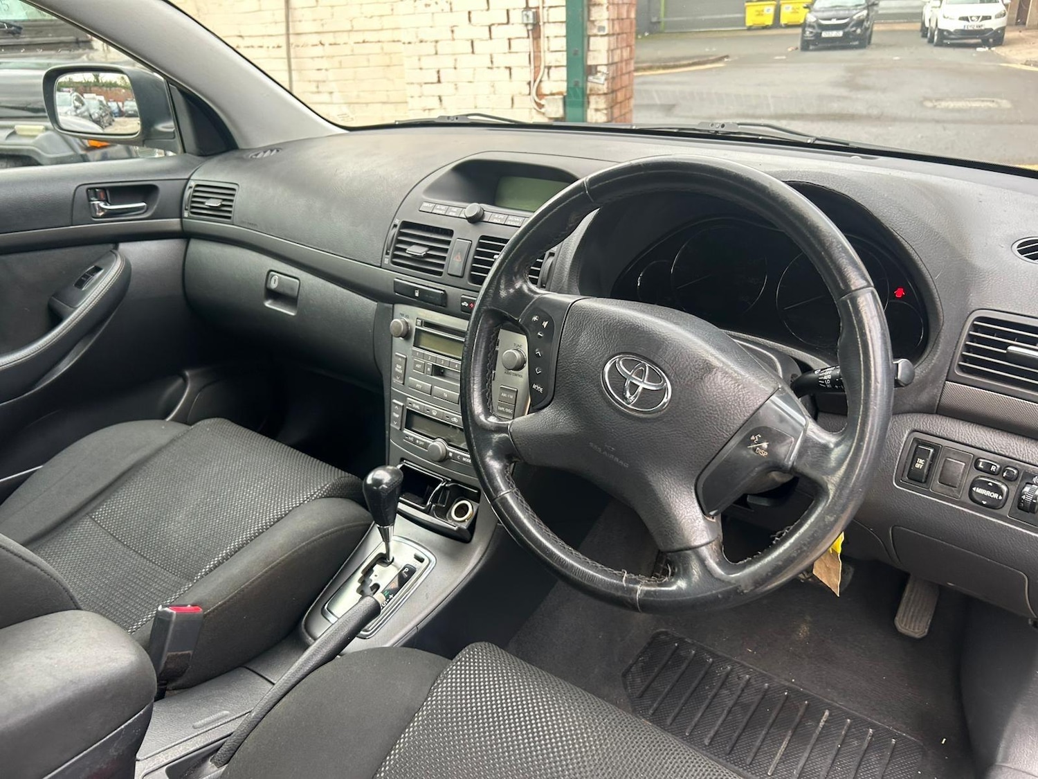 Used Toyota Avensis 2005 for sale - 77020936: Photo 9