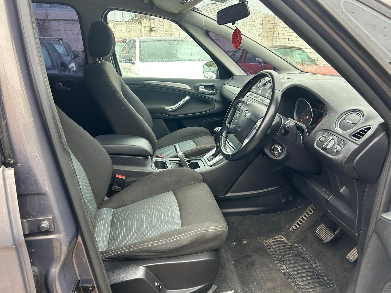 Used Ford S-Max 2012 for sale - 76995153: Photo 11