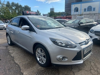 2014 (14) - 1.0T EcoBoost Titanium Navigator Euro 5 (s/s) 5dr