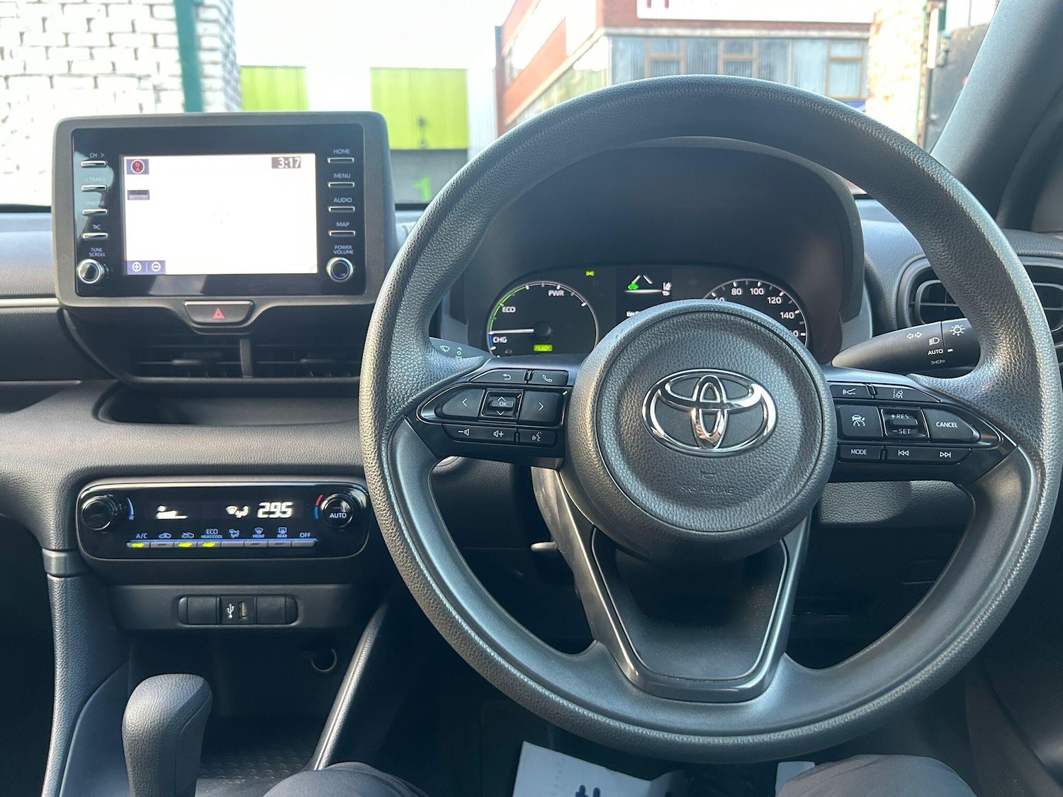 Used Toyota Yaris for sale - 77016166: Photo 10