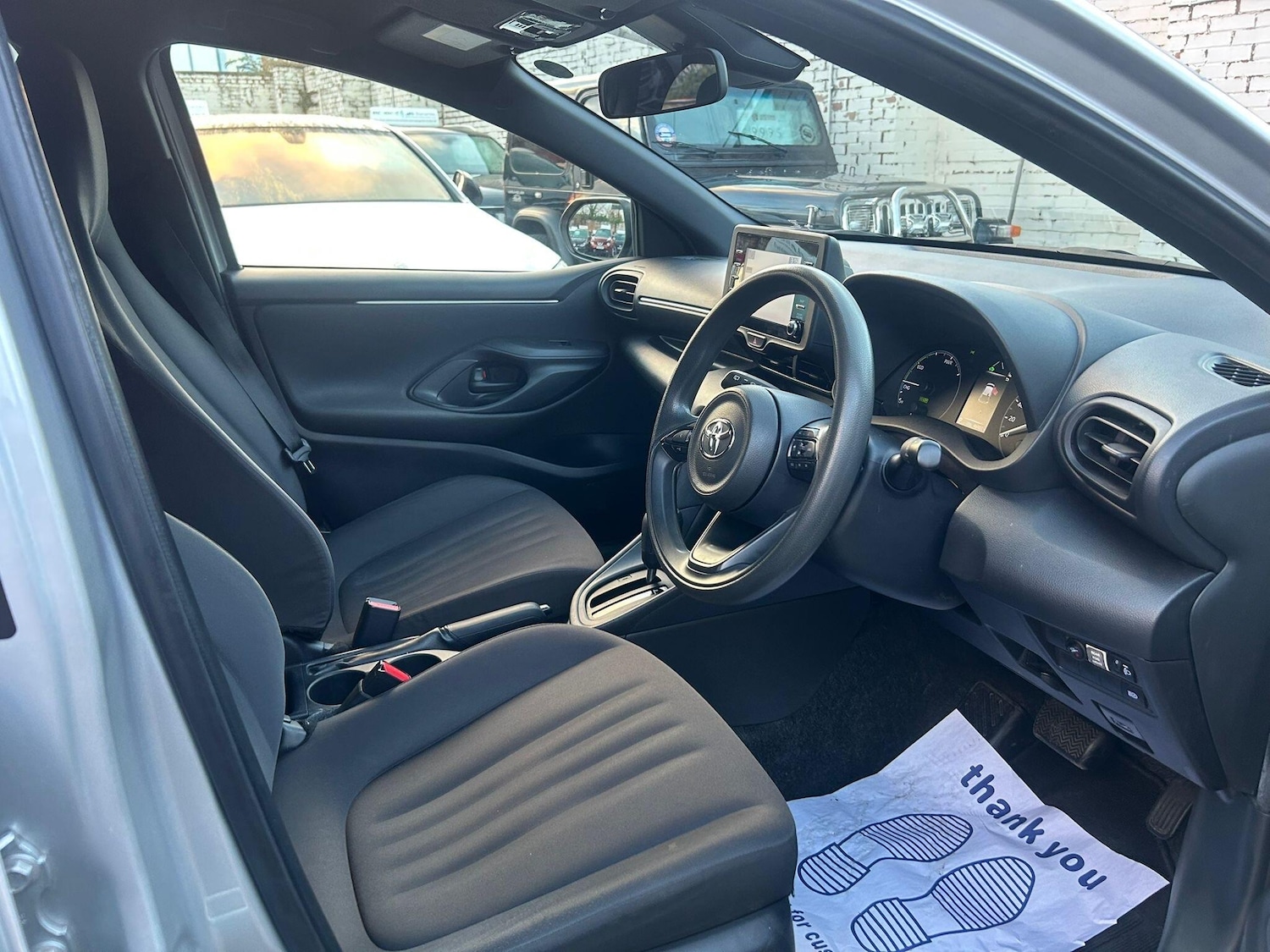 Used Toyota Yaris for sale - 77016166: Photo 12