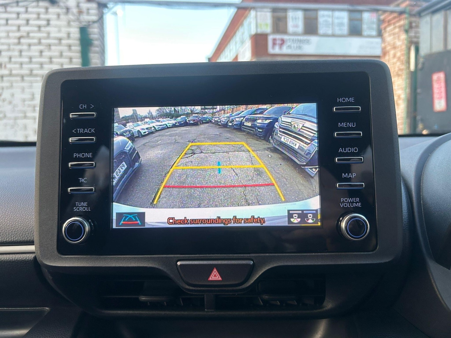 Used Toyota Yaris for sale - 77016166: Photo 14