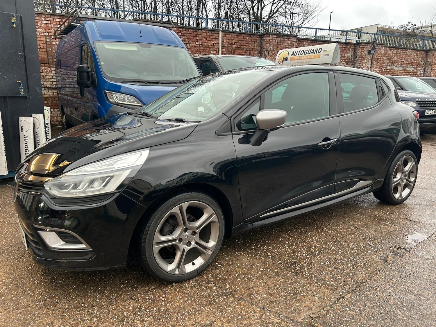 Used Renault Clio 2019 for sale - 77305379: Photo 3