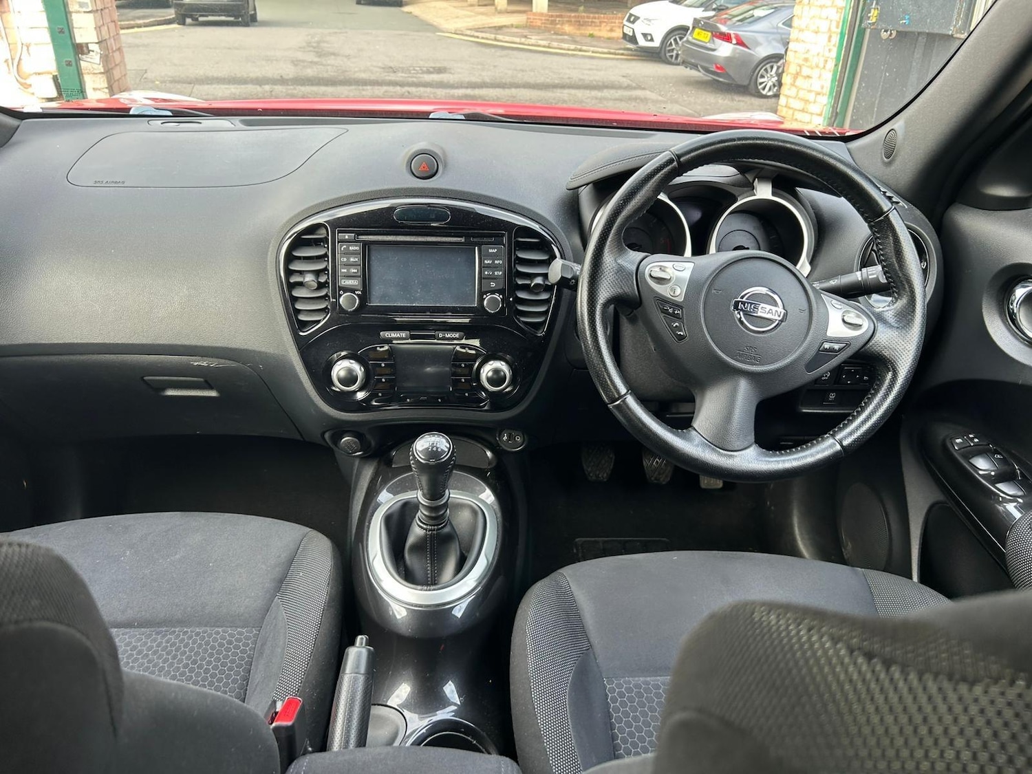 Used Nissan Juke 2015 for sale - 76992704: Photo 9
