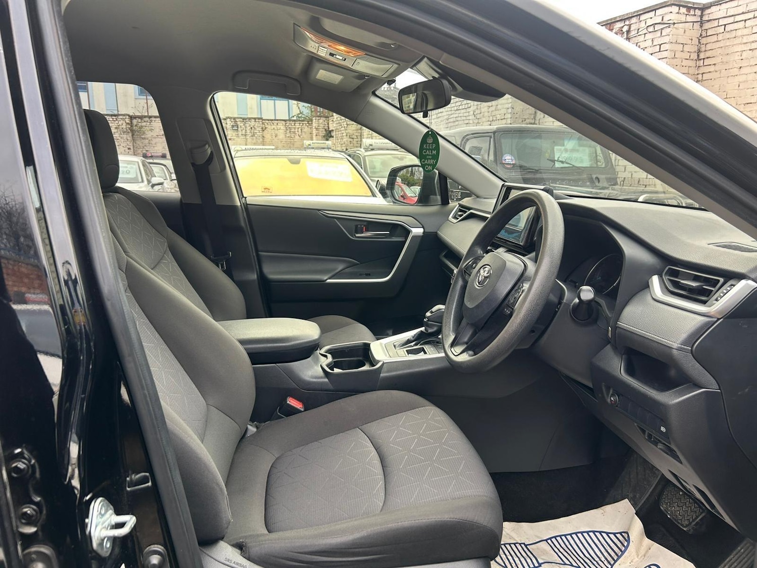 Used Toyota RAV4 2025 for sale - 77994056: Photo 11