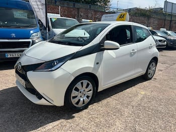 Used Toyota AYGO 2015 for sale - 79681200: Photo