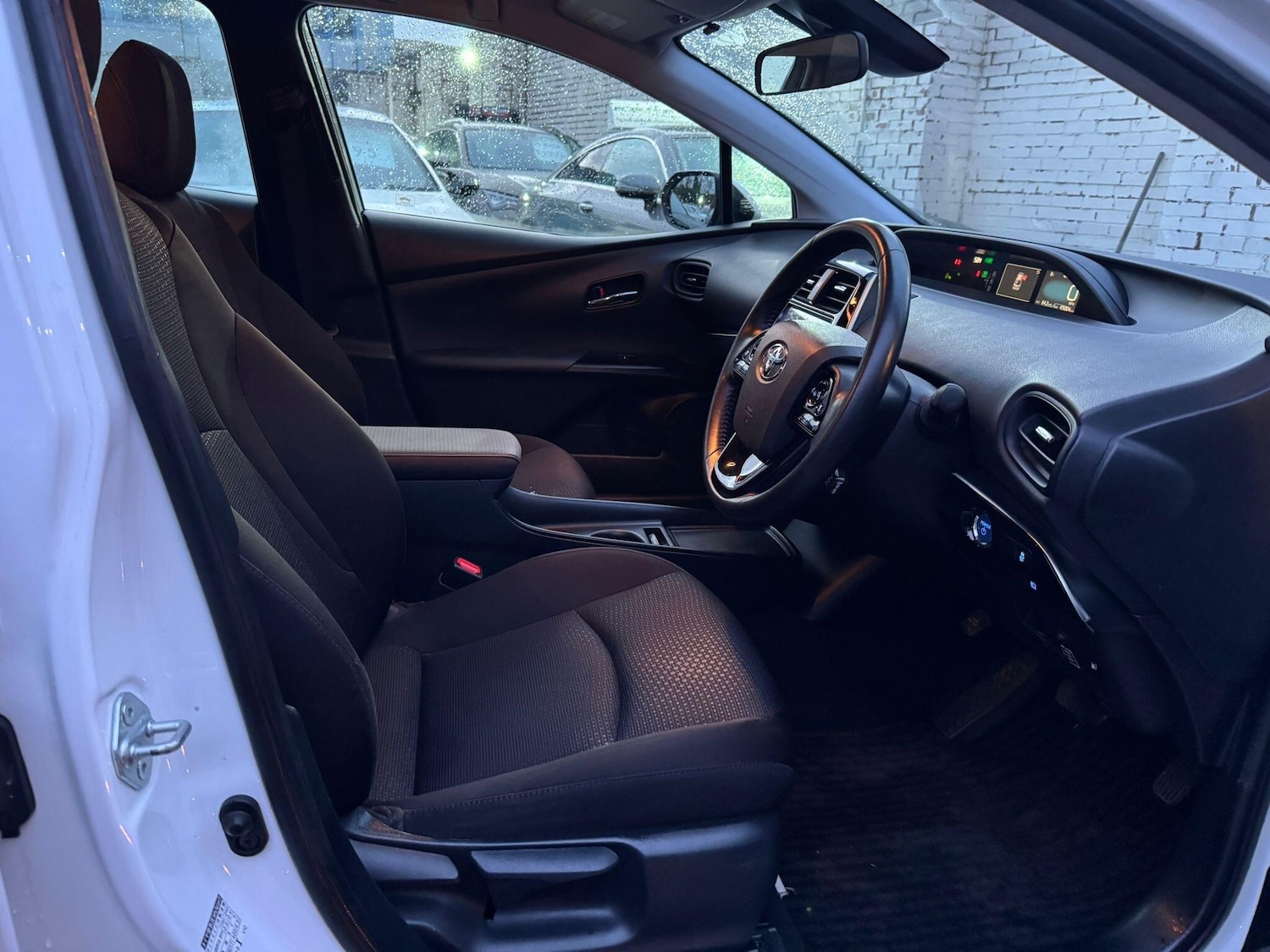 Used Toyota Prius for sale - 77550238: Photo 10