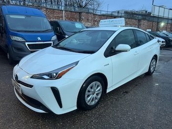 Used Toyota Prius 2019 for sale - 77550238: Photo