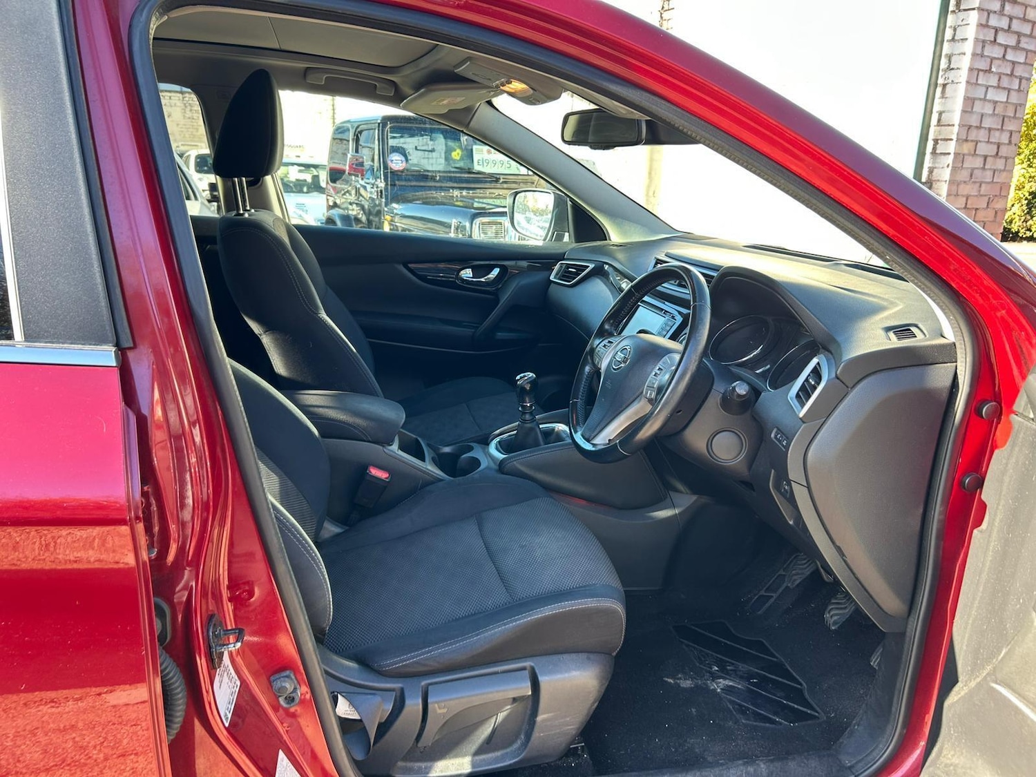 Used Nissan Qashqai 2014 for sale - 76753173: Photo 11