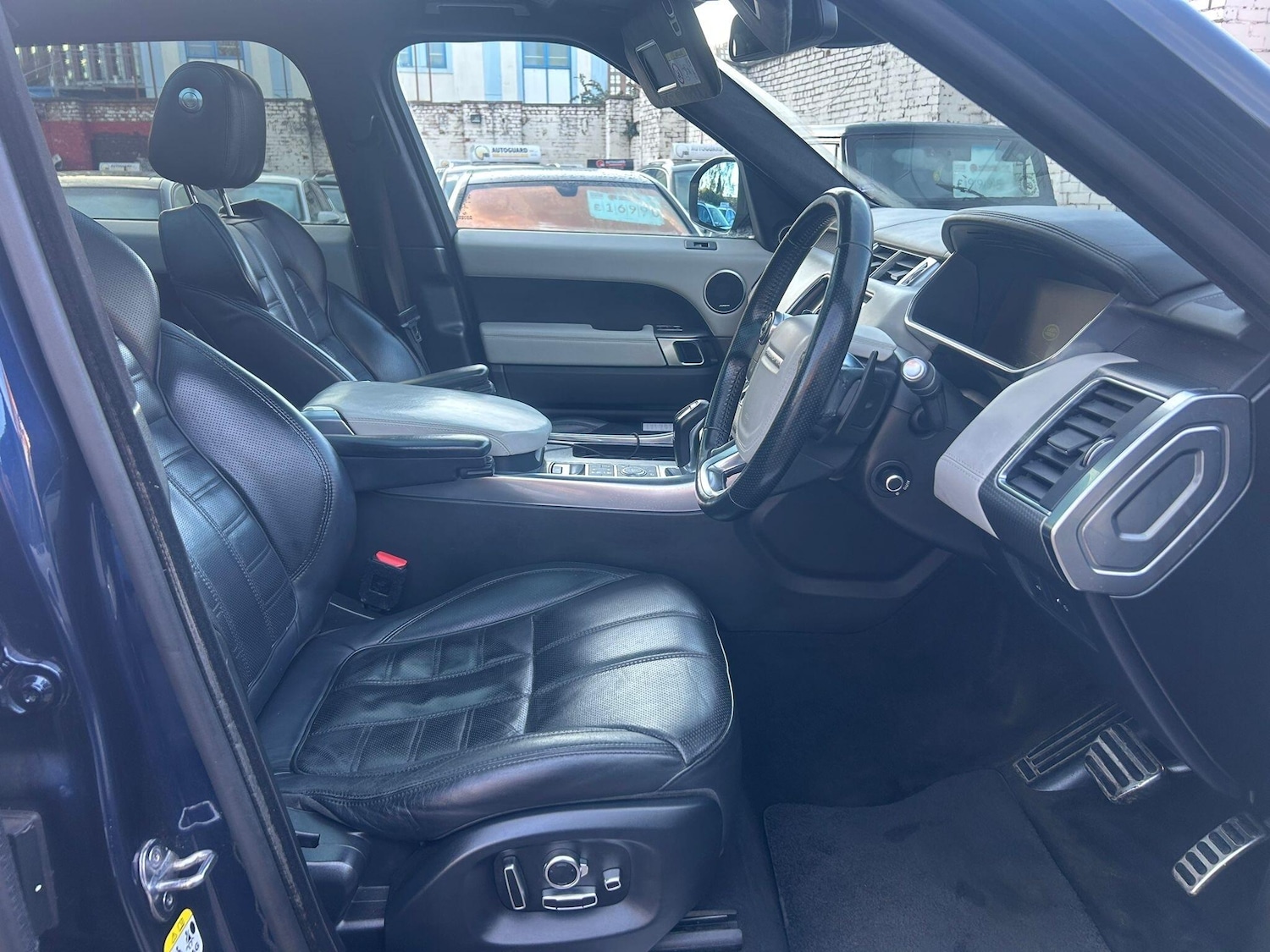 Used Land Rover Range Rover Sport 2015 for sale - 76645985: Photo 10