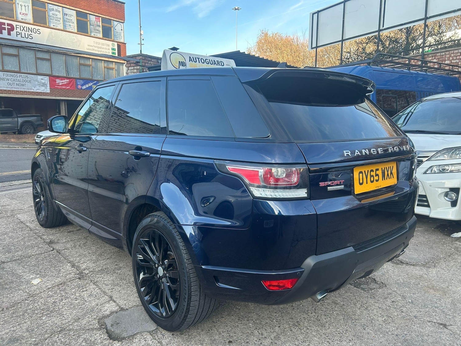 Used Land Rover Range Rover Sport 2015 for sale - 76645985: Photo 4