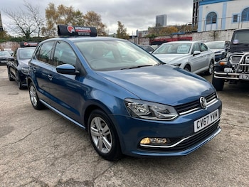Used Volkswagen Polo 2017 for sale - 76432184: Photo