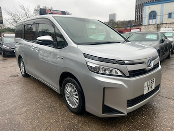 Used Toyota Voxy 2019 for sale - 77853598: Photo