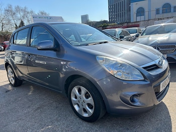 Used Hyundai i20 2012 for sale - 77957017: Photo