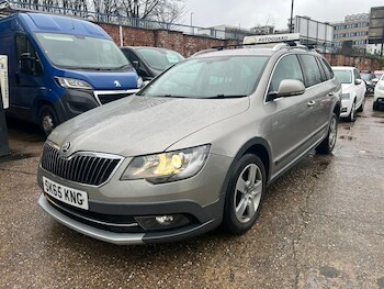 Used Skoda Superb 2015 for sale - 77538091: Photo