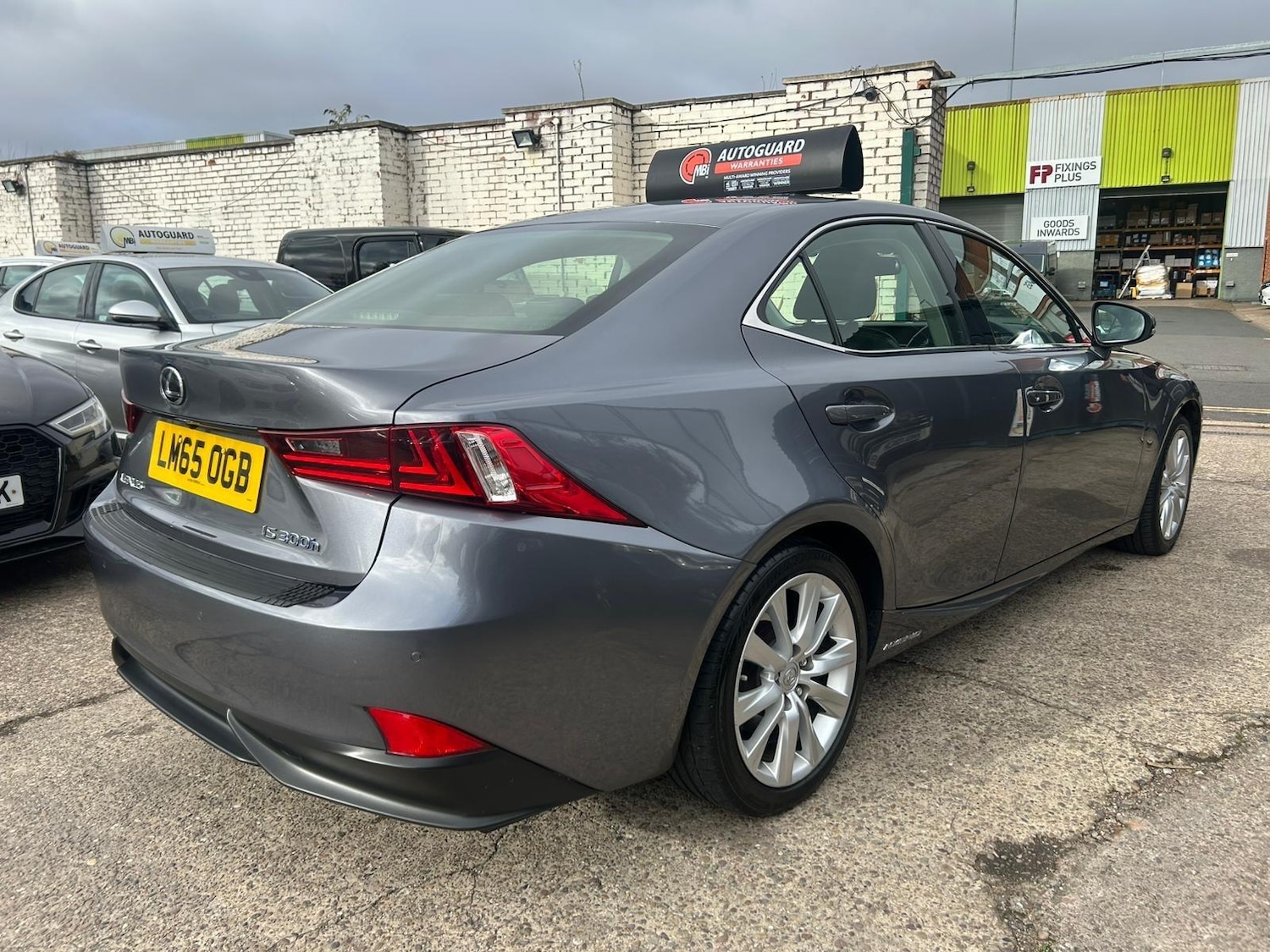 Used Lexus IS 2015 for sale - 76381318: Photo 5