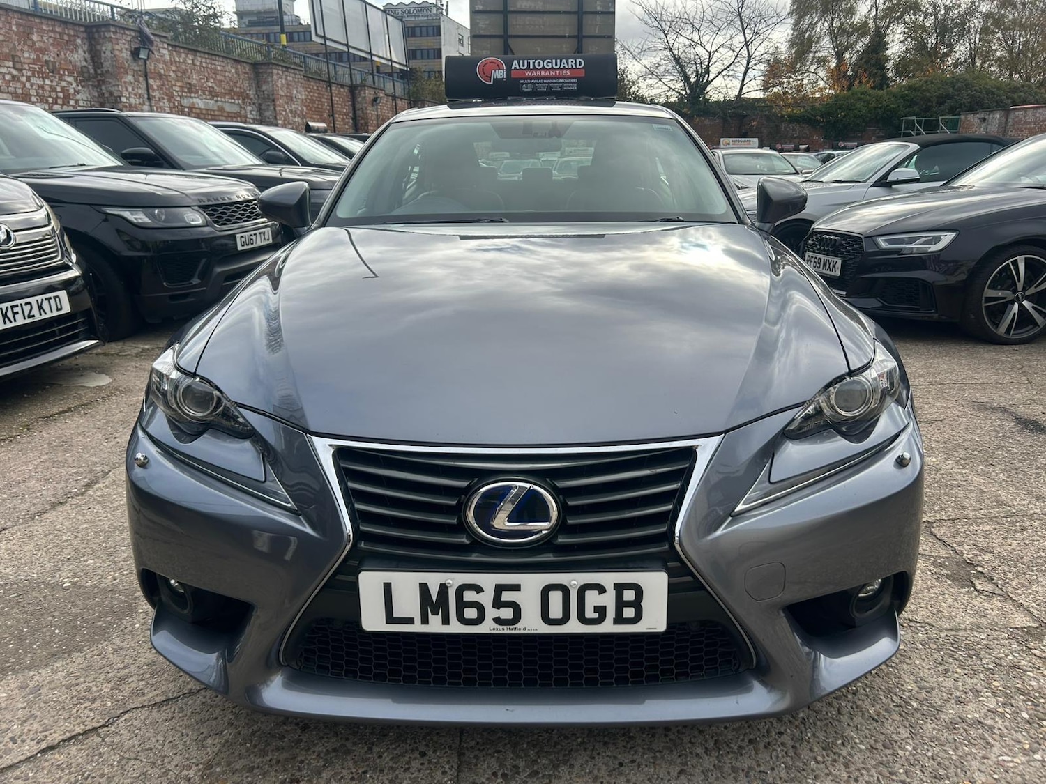 Used Lexus IS 2015 for sale - 76381318: Photo 6