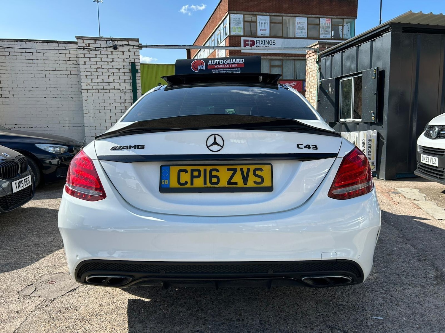 Used Mercedes-Benz C Class 2016 for sale - 76689234: Photo 8