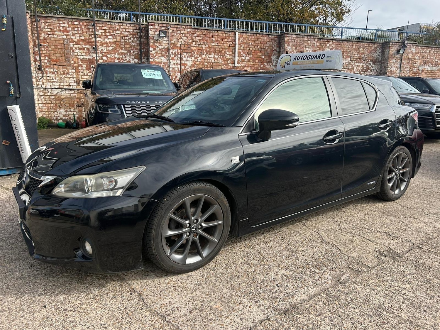 Used Lexus CT for sale - 76996490: Photo 3