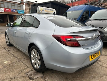Used Vauxhall Insignia 2016 for sale - 77320357: Photo