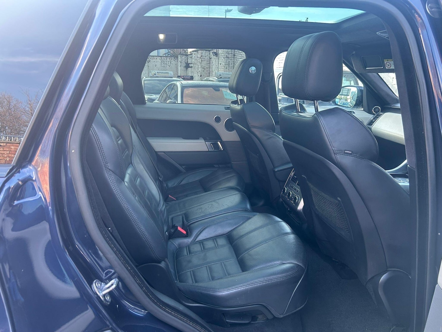 Used Land Rover Range Rover Sport 2015 for sale - 76781867: Photo 16