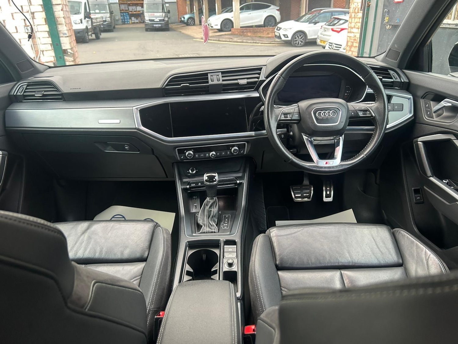 Used Audi Q3 2019 for sale - 76446469: Photo 12