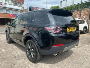 Used Land Rover Discovery Sport 2019 for sale - 74750390: Photo