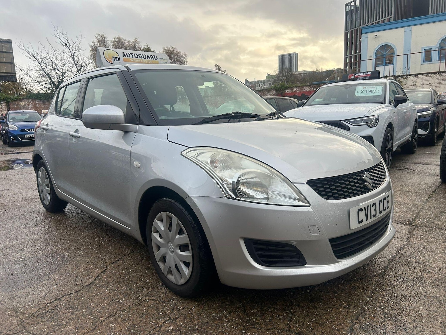 Used Suzuki Swift for sale - 76538096: Photo 1