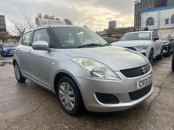 Used Suzuki Swift 2013 for sale - 76538096: Photo