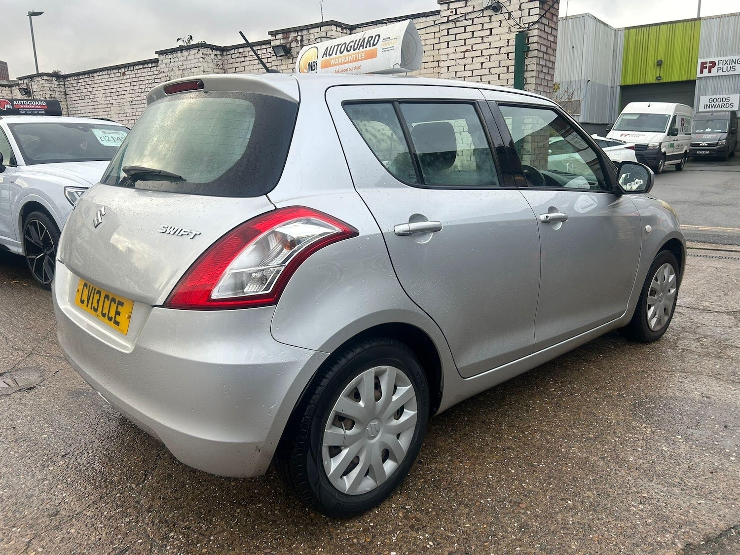 Used Suzuki Swift for sale - 76538096: Photo 5