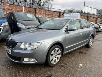 Used Skoda Superb 2013 for sale - 77290508: Photo