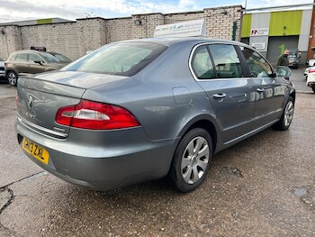 Used Skoda Superb 2013 for sale - 77290508: Photo