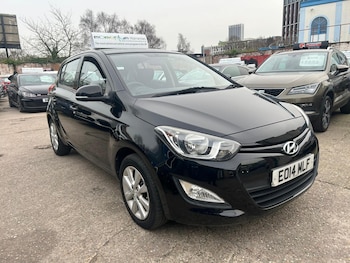 Used Hyundai i20 2014 for sale - 77586557: Photo