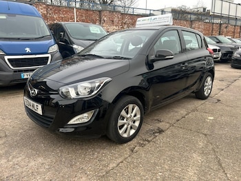 Used Hyundai i20 2014 for sale - 77586557: Photo