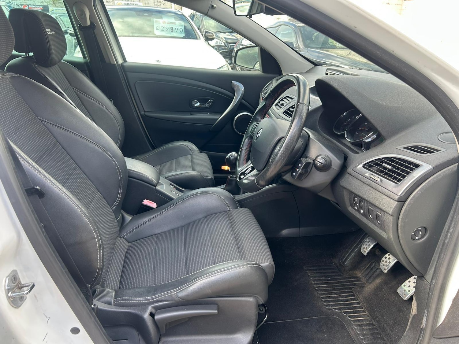 Used Renault Megane 2012 for sale - 75838198: Photo 9