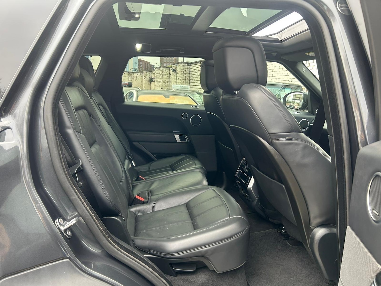 Used Land Rover Range Rover Sport 2018 for sale - 77074204: Photo 17