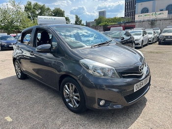 Used Toyota Yaris 2014 for sale - 79116294: Photo