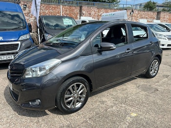 Used Toyota Yaris 2014 for sale - 79116294: Photo