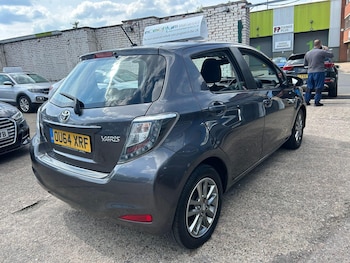 Used Toyota Yaris 2014 for sale - 79116294: Photo