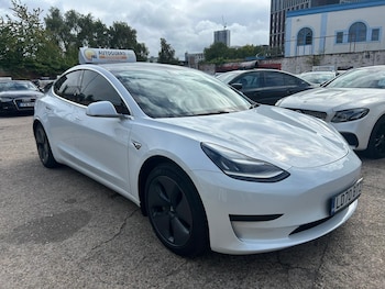 2020 (70) - Standard Range Plus Auto RWD 4dr
