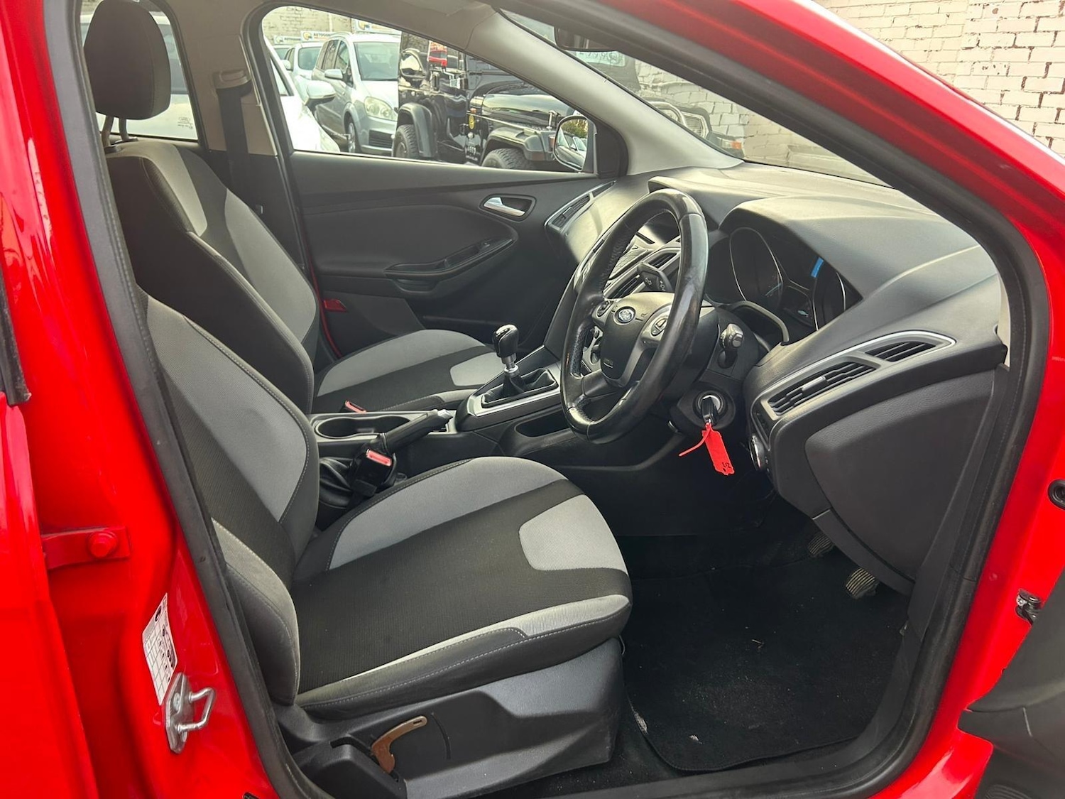 Used Ford Focus 2014 for sale - 76398596: Photo 10