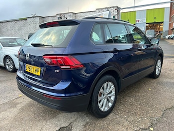 Used Volkswagen Tiguan 2016 for sale - 76408597: Photo
