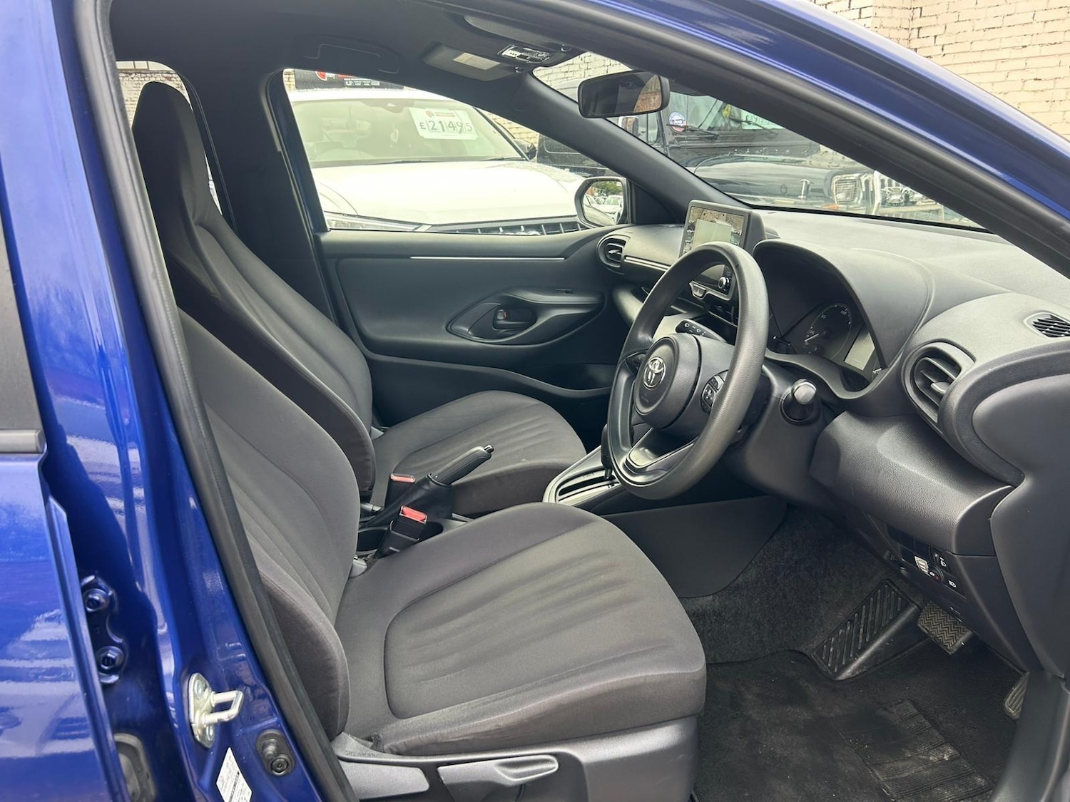 Used Toyota Yaris for sale - 76994112: Photo 10