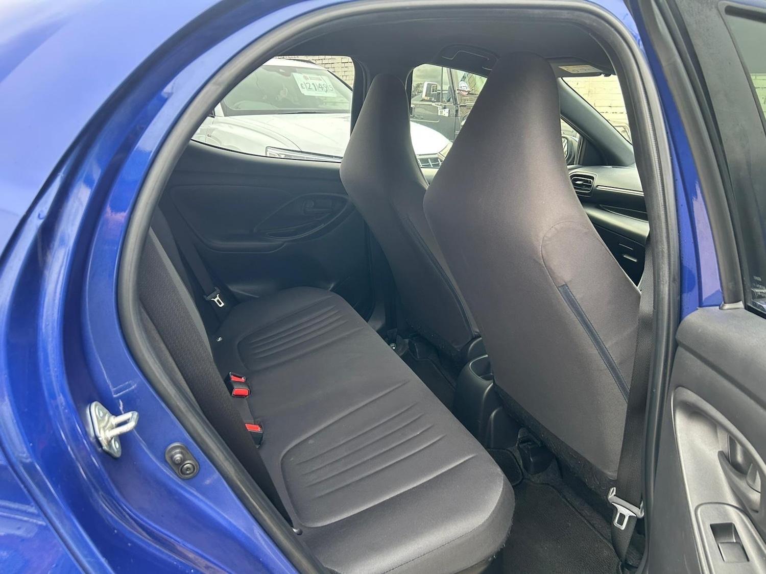 Used Toyota Yaris for sale - 76994112: Photo 12