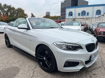Used BMW 2 Series 2016 for sale - 76284446: Photo